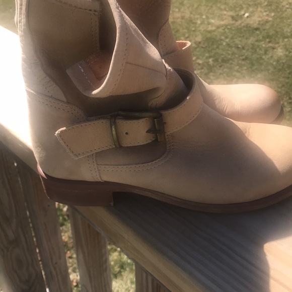 Boots size 35 like new - Picture 2 of 4